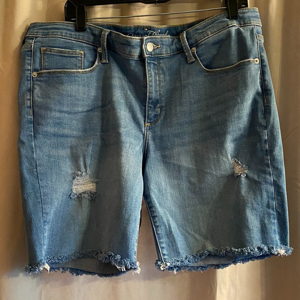 Universal Thread jean shorts